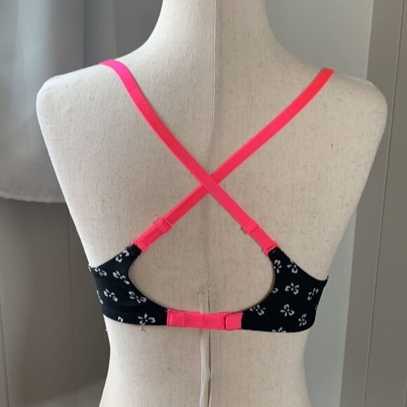 Victoria’s Secret push up bra 34A EUC - Picture 4 of 10
